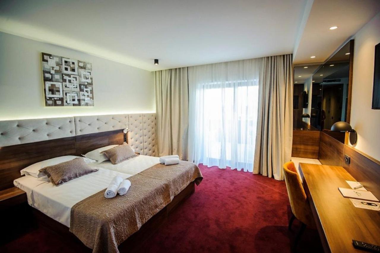 Hotel Scala D'Oro Vodice Exterior foto