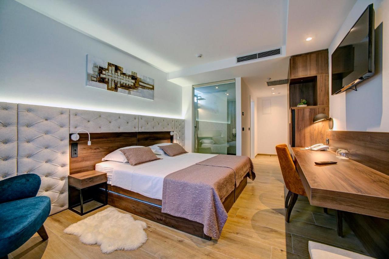 Hotel Scala D'Oro Vodice Exterior foto