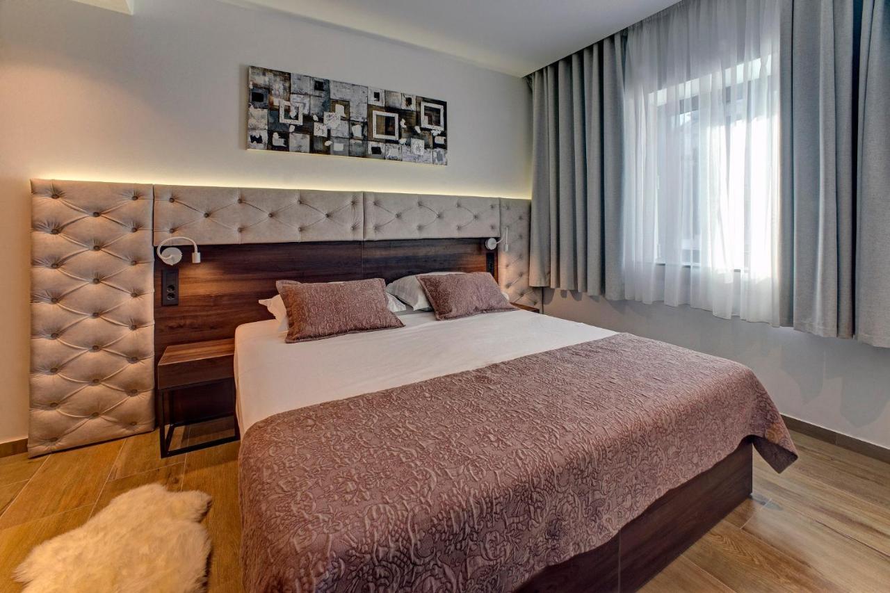 Hotel Scala D'Oro Vodice Exterior foto