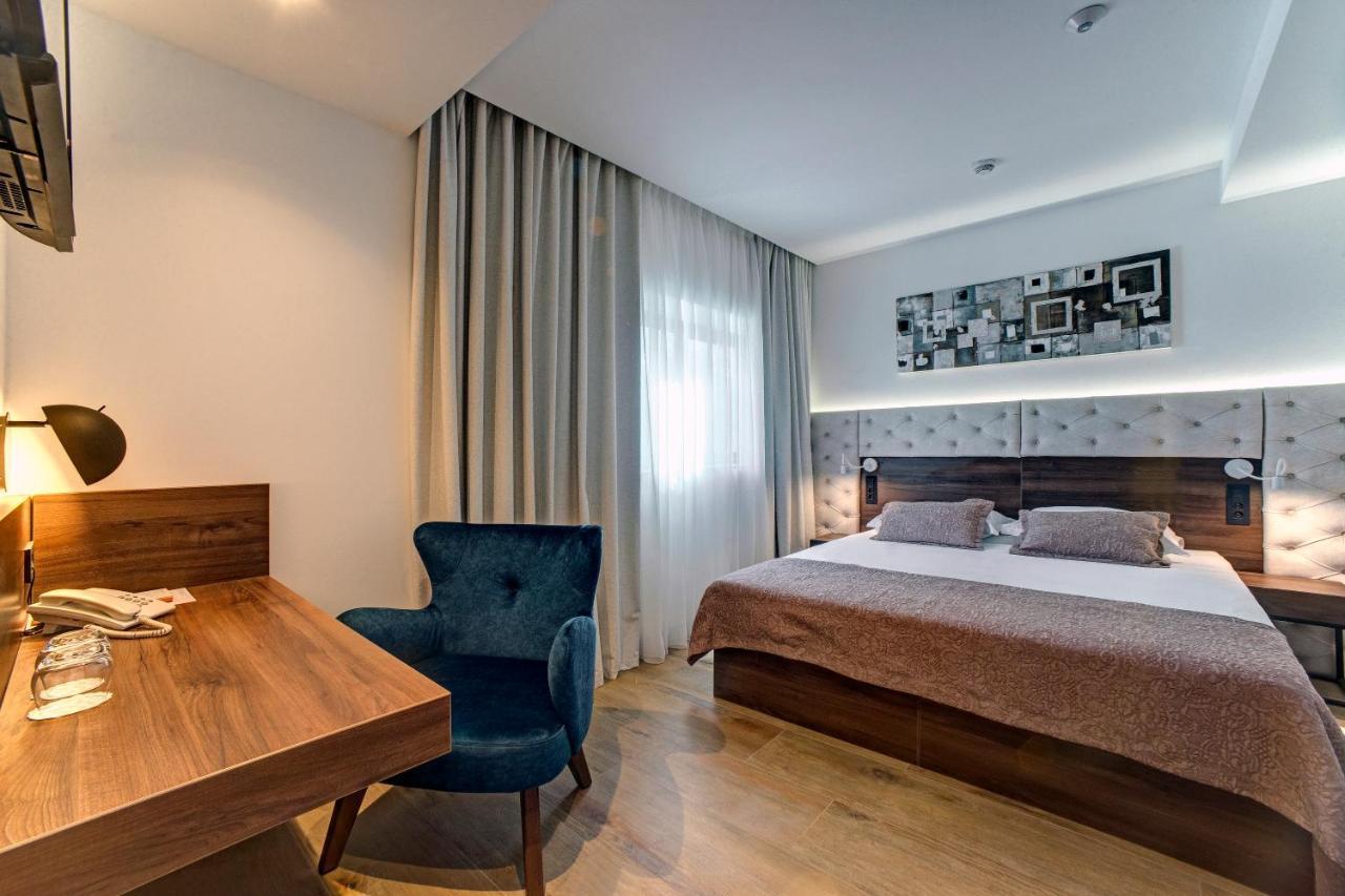 Hotel Scala D'Oro Vodice Exterior foto