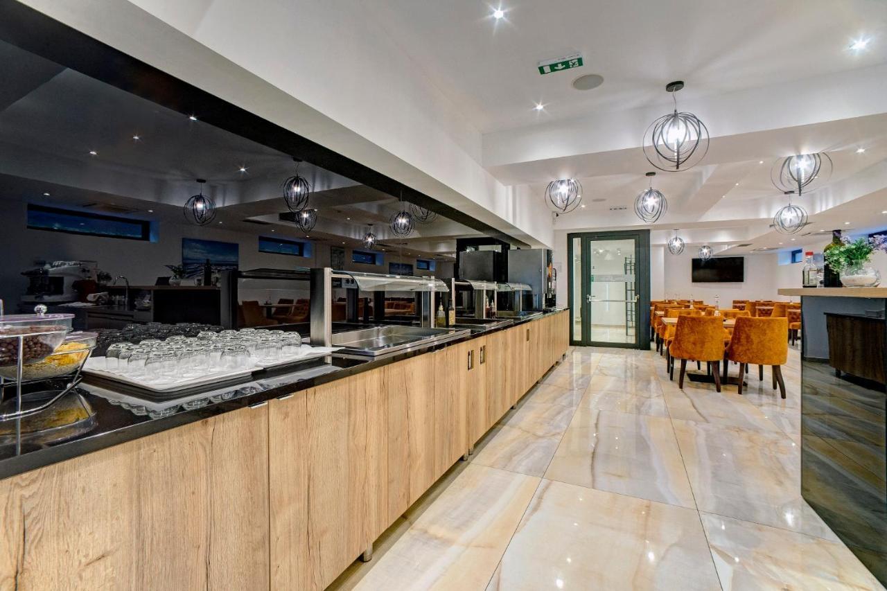 Hotel Scala D'Oro Vodice Exterior foto
