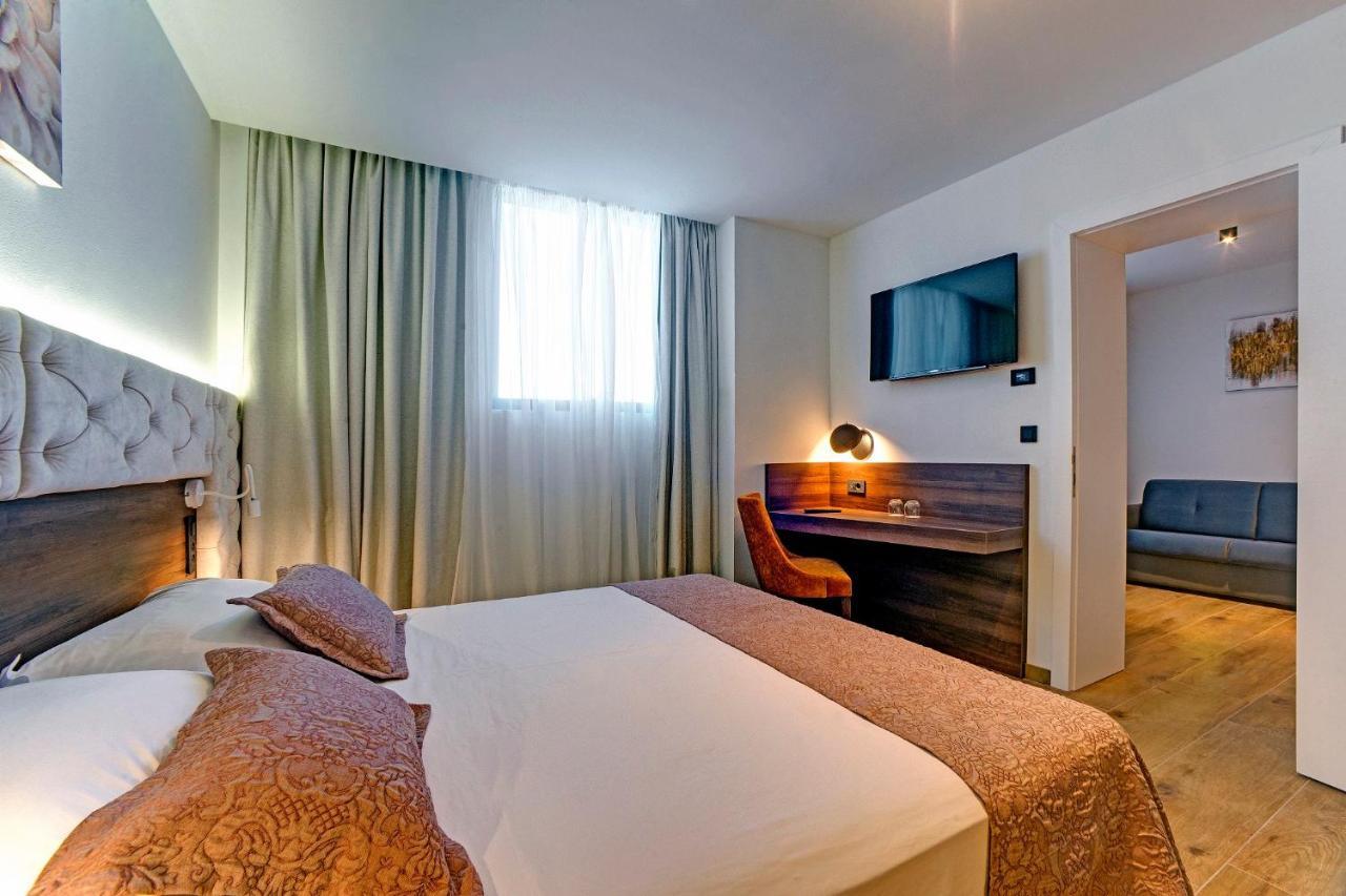 Hotel Scala D'Oro Vodice Exterior foto